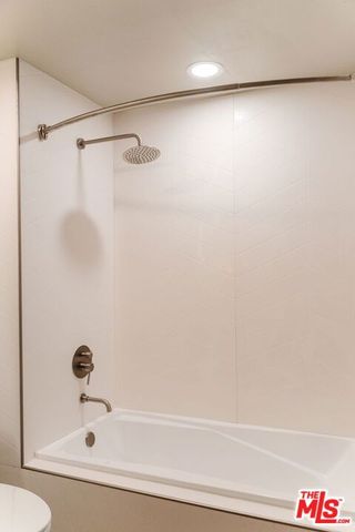 11011 Huston Street PH3, North Hollywood (los Angeles), CA 91601