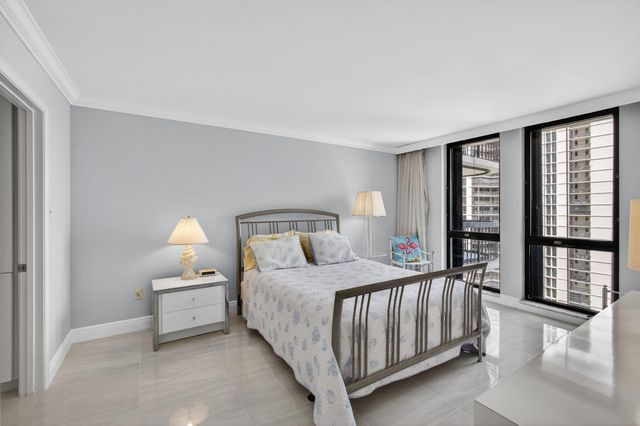 5380 N Ocean Drive 12e, Singer Island, FL 33404