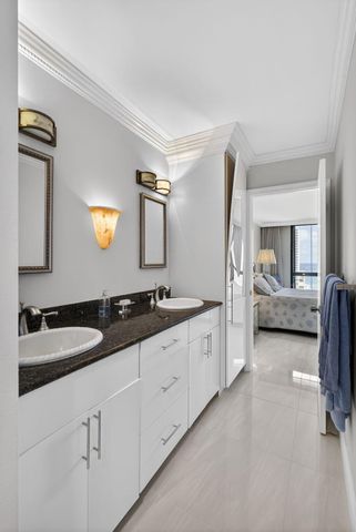 5380 N Ocean Drive 12e, Singer Island, FL 33404