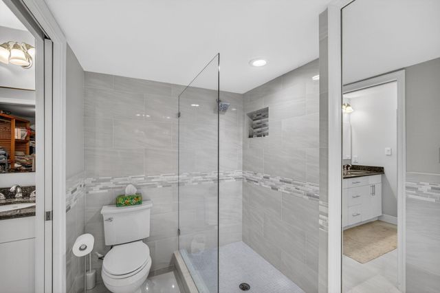 5380 N Ocean Drive 12e, Singer Island, FL 33404