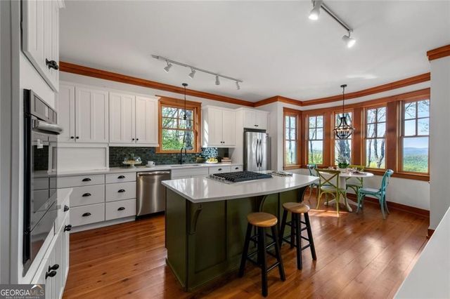 1093 Lower Sassafras Parkway, Jasper, GA 30143