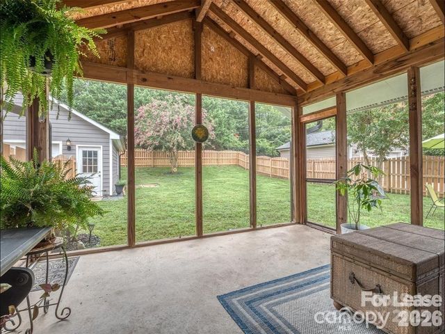 8715 Parkchester Drive, Charlotte, NC 28277