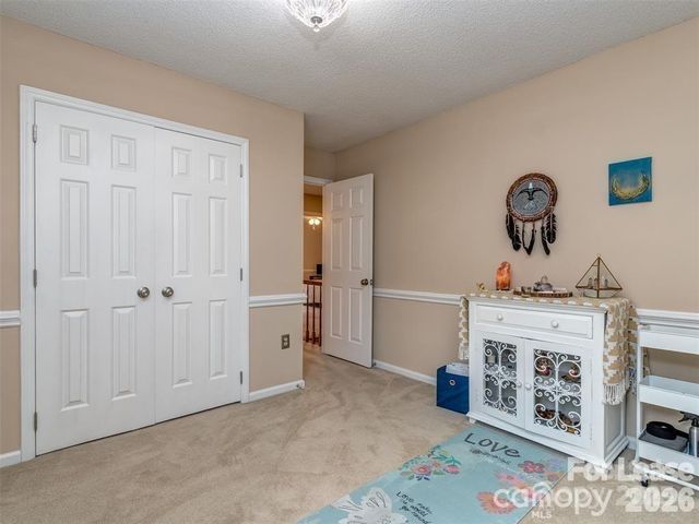 8715 Parkchester Drive, Charlotte, NC 28277