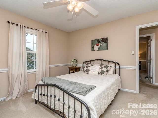8715 Parkchester Drive, Charlotte, NC 28277