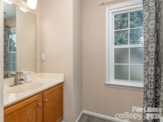 8715 Parkchester Drive, Charlotte, NC 28277