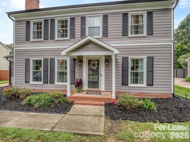 8715 Parkchester Drive, Charlotte, NC 28277