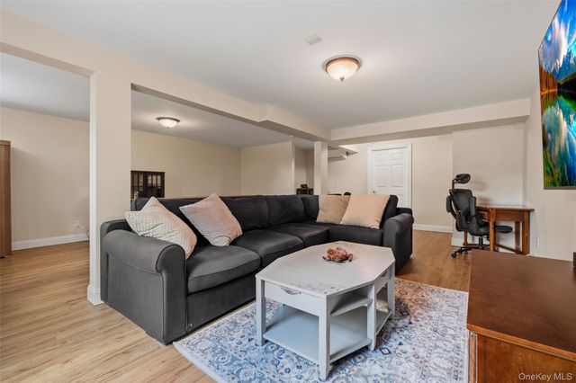 692 Mount Airy Road, New Windsor, NY 12553