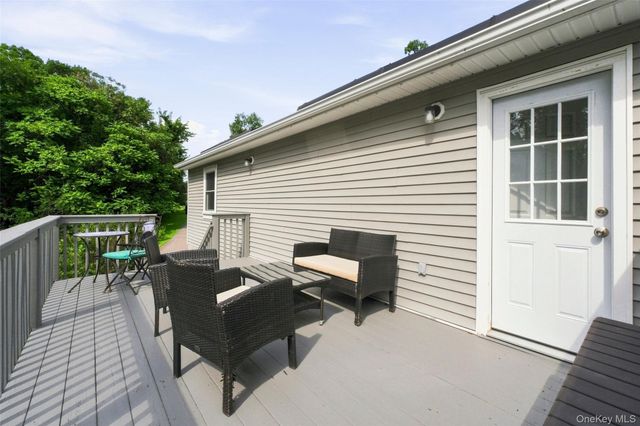 692 Mount Airy Road, New Windsor, NY 12553