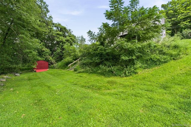 692 Mount Airy Road, New Windsor, NY 12553