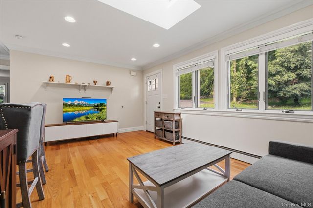 692 Mount Airy Road, New Windsor, NY 12553