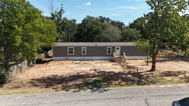 7151 Alcove Street, Azle, TX 76020