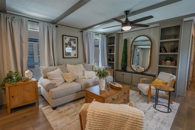 7151 Alcove Street, Azle, TX 76020