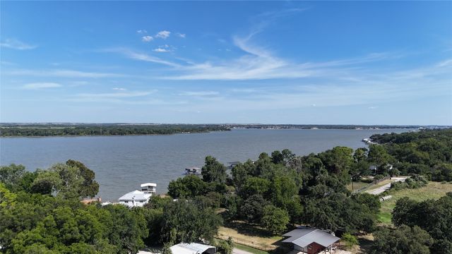 7151 Alcove Street, Azle, TX 76020