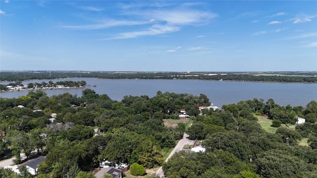 7151 Alcove Street, Azle, TX 76020