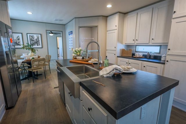 7151 Alcove Street, Azle, TX 76020