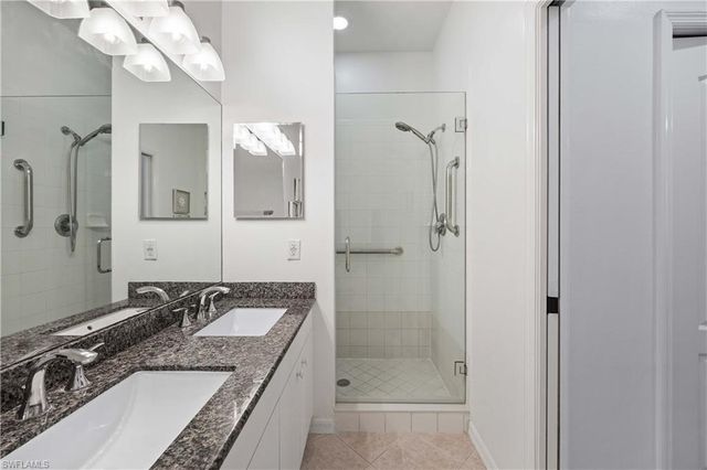 2710 Cypress Trace CIR 3031, Naples, FL 34119