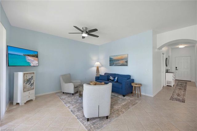 2710 Cypress Trace CIR 3031, Naples, FL 34119