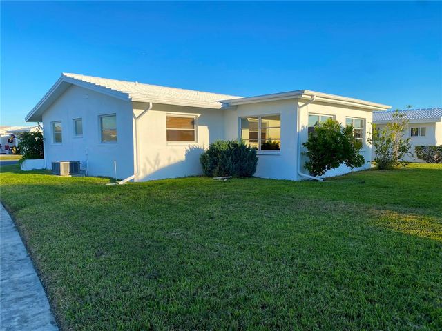 10032 36TH STREET N, Pinellas Park, FL 33782