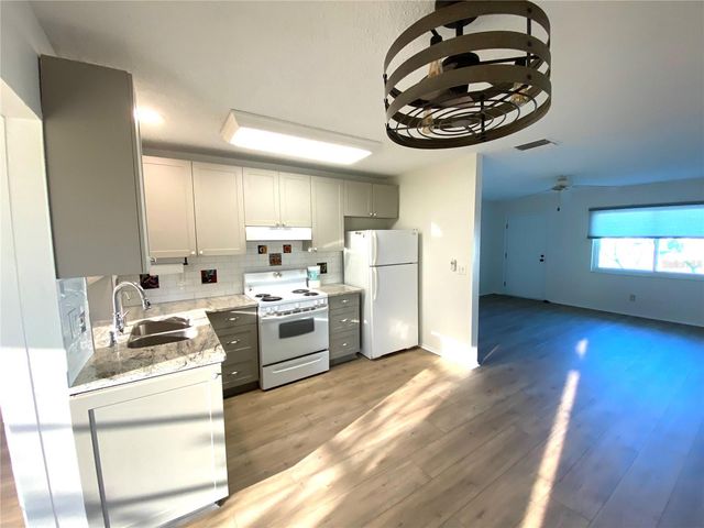 10032 36TH STREET N, Pinellas Park, FL 33782