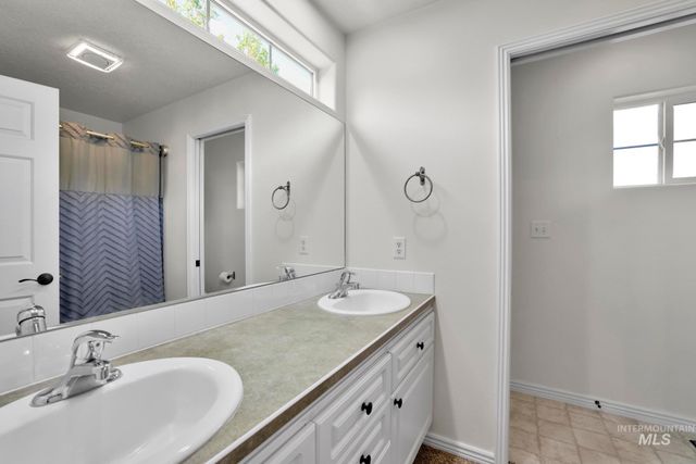 2591 Carriage Way, Twin Falls, ID 83301