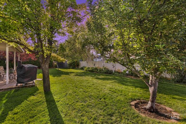 2591 Carriage Way, Twin Falls, ID 83301