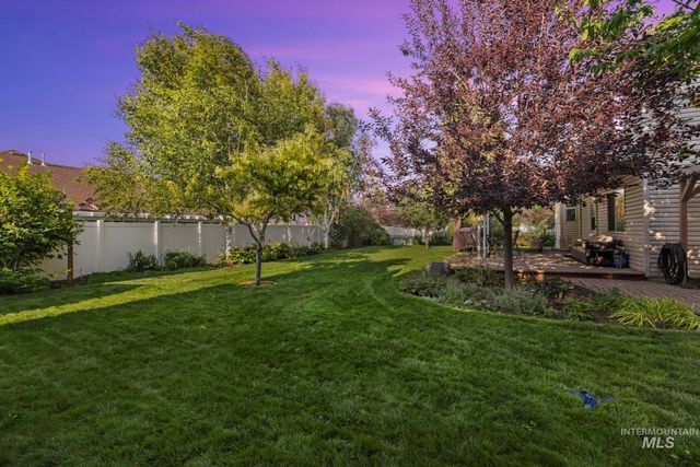 2591 Carriage Way, Twin Falls, ID 83301