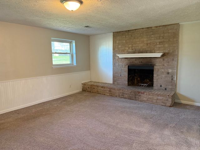 3266 Aqueduct Drive, Lexington, KY 40517