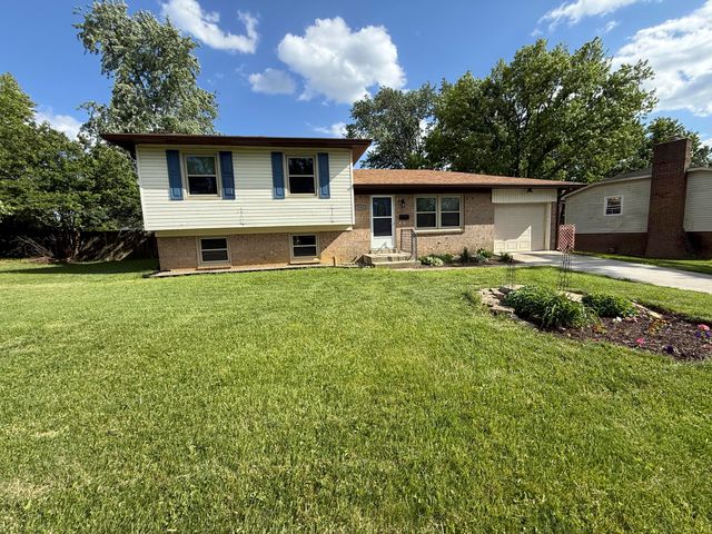 3266 Aqueduct Drive, Lexington, KY 40517