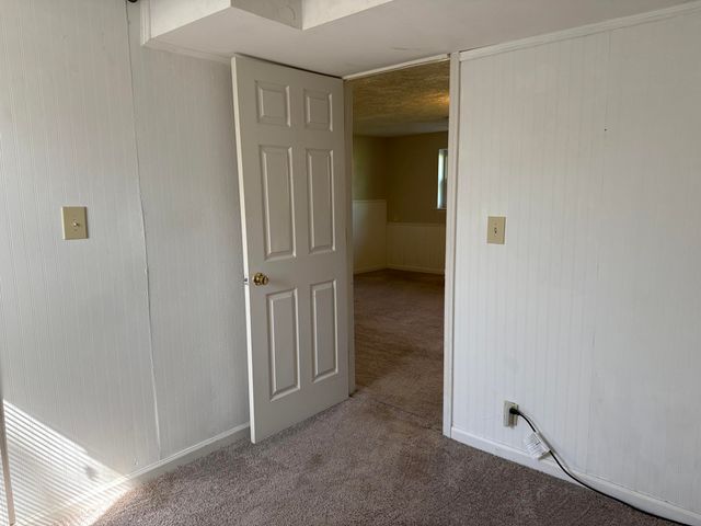3266 Aqueduct Drive, Lexington, KY 40517
