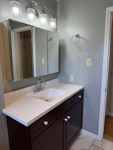 3266 Aqueduct Drive, Lexington, KY 40517