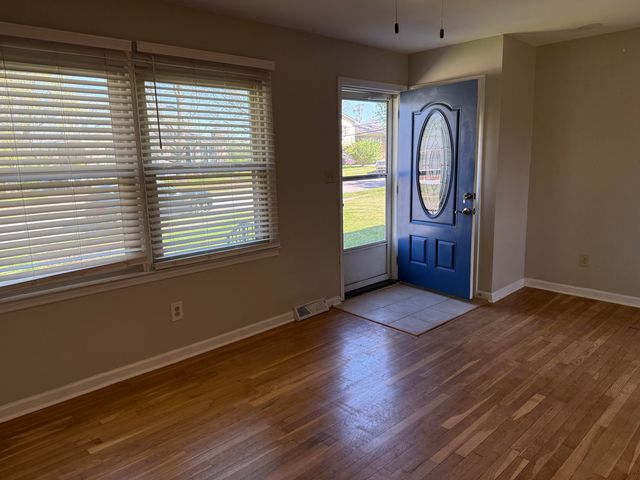 3266 Aqueduct Drive, Lexington, KY 40517