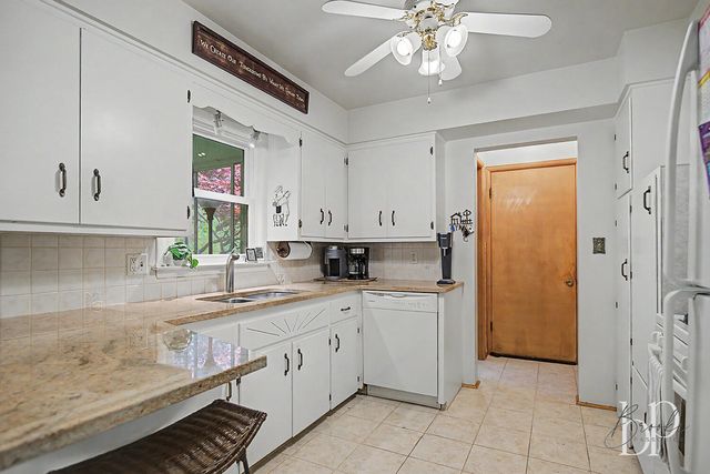 2031 Boone Court SW, Wyoming, MI 49519