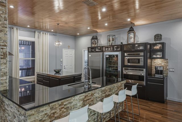 8600 SHENANDOAH RUN, Wesley Chapel, FL 33544