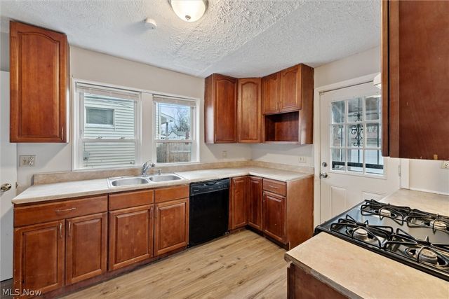 4367 E 139th Street, Garfield Heights, OH 44105