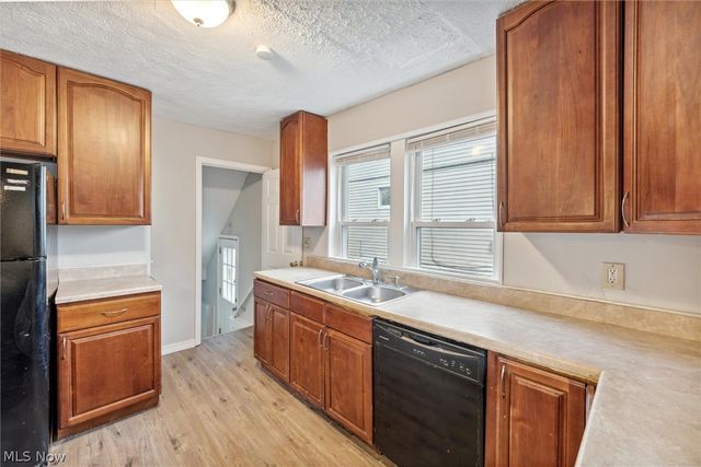 4367 E 139th Street, Garfield Heights, OH 44105