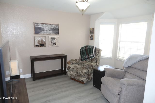 42453 Surrey Court, Quartz Hill, CA 93536