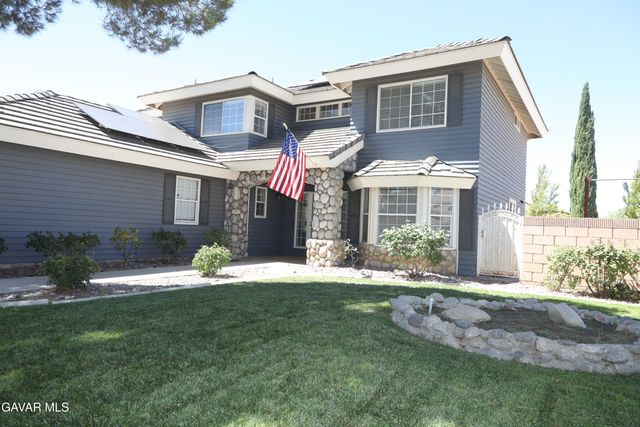 42453 Surrey Court, Quartz Hill, CA 93536
