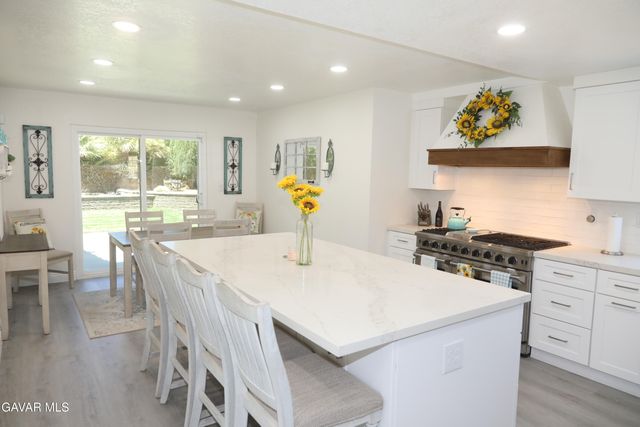 42453 Surrey Court, Quartz Hill, CA 93536