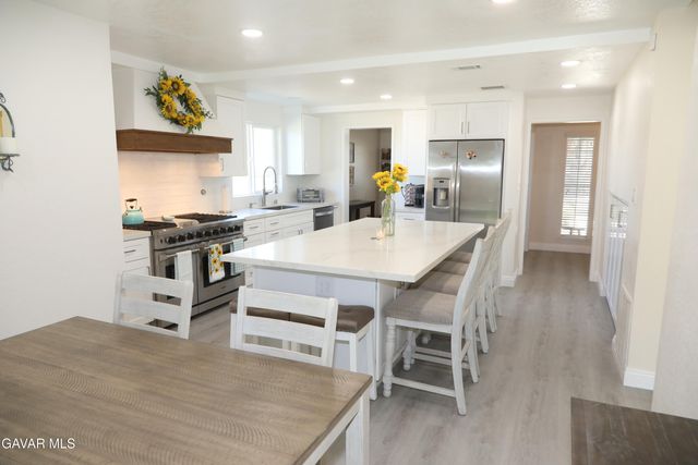 42453 Surrey Court, Quartz Hill, CA 93536