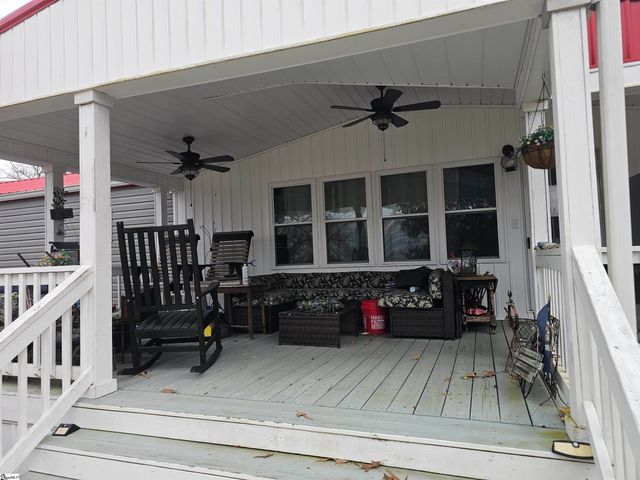 786 Isle Of Pine Circle, Waterloo, SC 29384