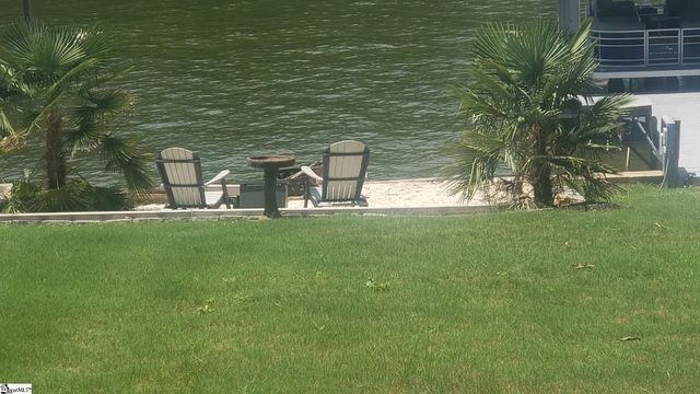 786 Isle Of Pine Circle, Waterloo, SC 29384