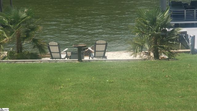 786 Isle Of Pine Circle, Waterloo, SC 29384