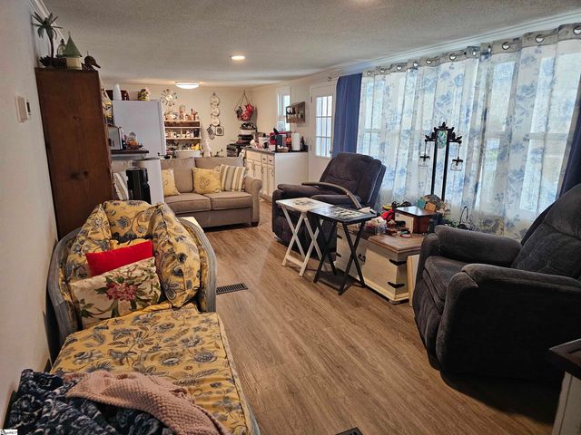 786 Isle Of Pine Circle, Waterloo, SC 29384