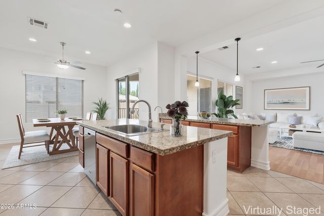 2524 E HONEYSUCKLE Place, Chandler, AZ 85286