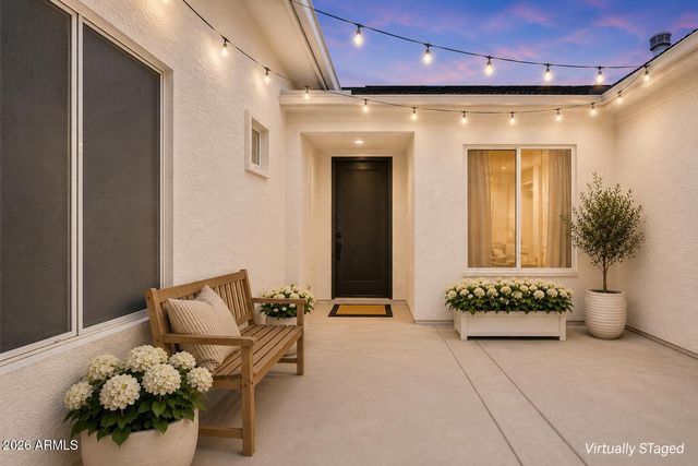2524 E HONEYSUCKLE Place, Chandler, AZ 85286