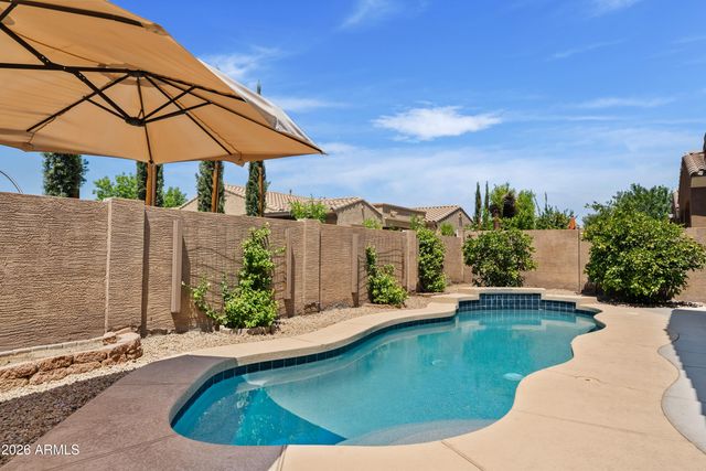 2524 E HONEYSUCKLE Place, Chandler, AZ 85286