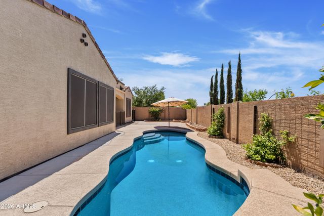 2524 E HONEYSUCKLE Place, Chandler, AZ 85286