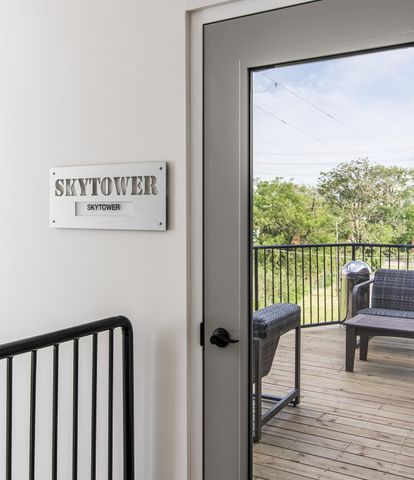 610 21st Ave N Apt 305, Nashville, TN 37203