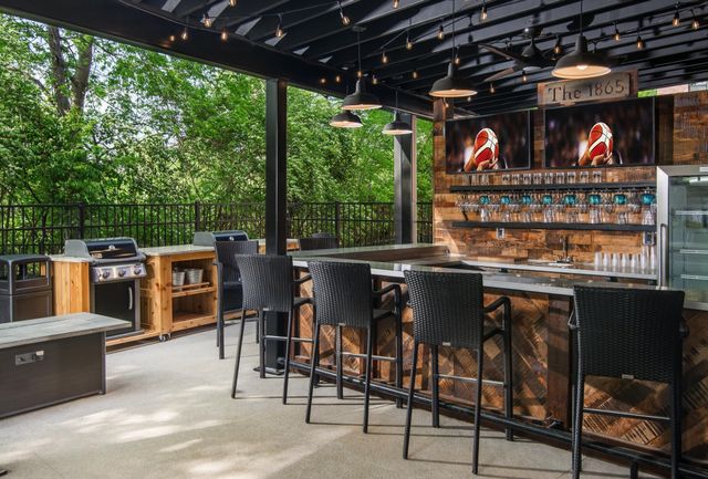 610 21st Ave N Apt 305, Nashville, TN 37203