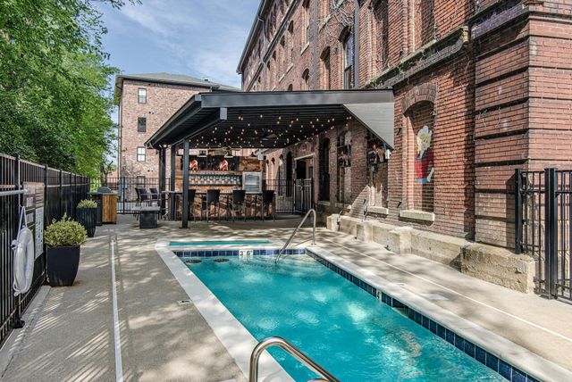 610 21st Ave N Apt 305, Nashville, TN 37203